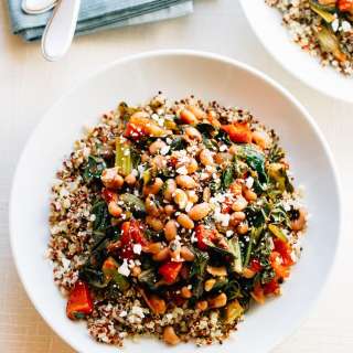 Black Eyed Peas with Tomatoes and Greens