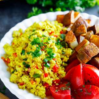 Garden Veggie Tofu Scramble