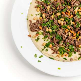 Hummus with Ground Beef