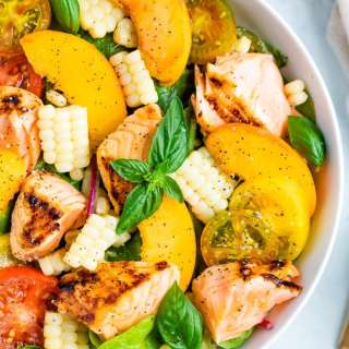Grilled Salmon Salad