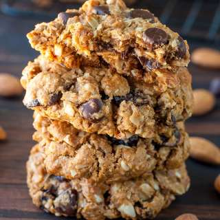 GLUTEN-FREE CHOCOLATE CHERRY OATMEAL COOKIES