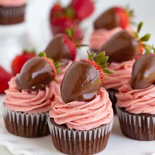 Chocolate Strawberry Cupcakes