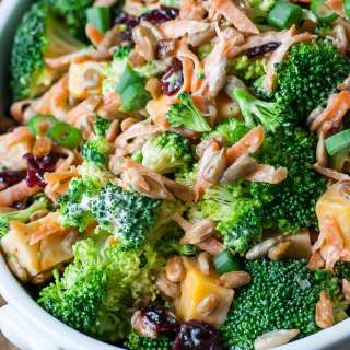 Vegetarian Broccoli Salad