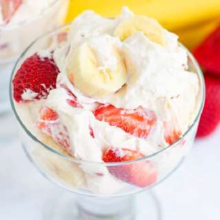 Strawberry Banana Cheesecake Salad