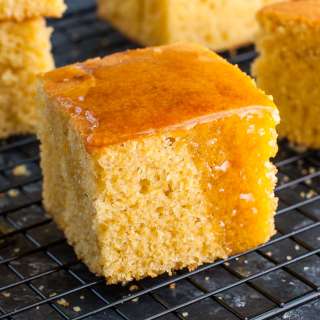 Easy Homemade Cornbread