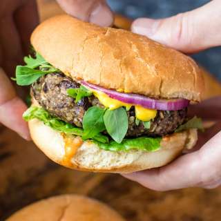 Quinoa Black Bean Veggie Burgers