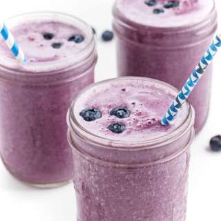 Blueberry Vanilla Protein Smoothie
