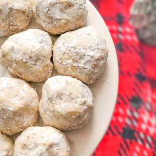 Pecan Snowball Cookies