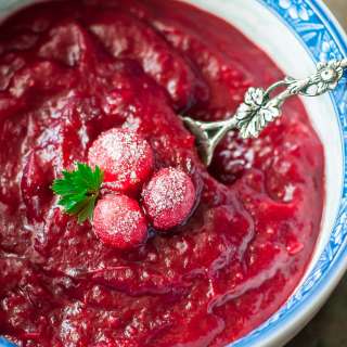 Slow Cooker Apple Cranberry Sauce