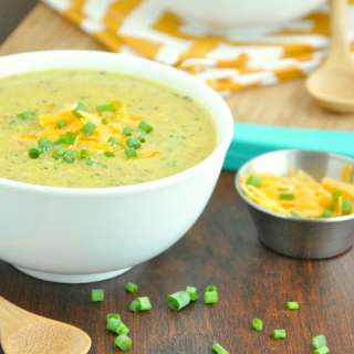 Creamy Curry Broccoli Cheese Soup