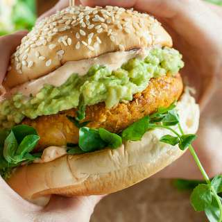 Chipotle Pumpkin Veggie Burgers