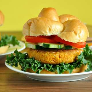 Quinoa Pumpkin Veggie Burgers