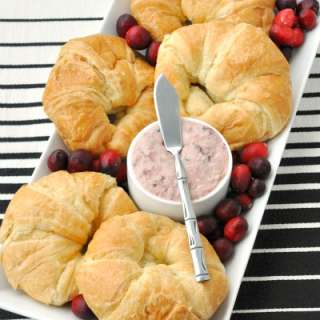 Cinnamon Walnut Cranberry Cream Cheese Spread