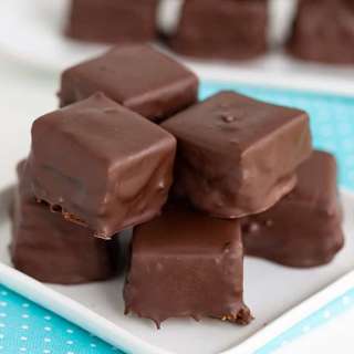 Covered Covered Cheesecake Bites