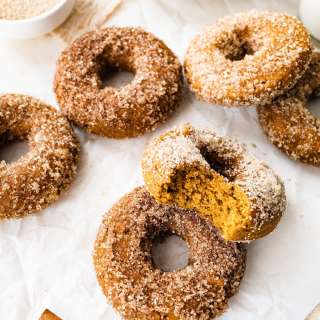 Pumpkin Spice Donuts