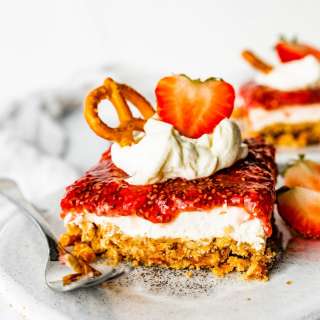Strawberry Pretzel Salad