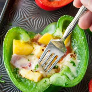 Hawaiian Bell Pepper Pizzas