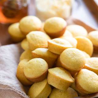 Mini Cornbread Muffins