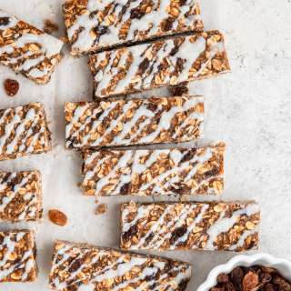 Oatmeal Raisin Protein Bars