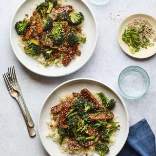 Garlic Teriyaki Tempeh and Broccoli