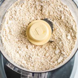 How to Make Oat Flour