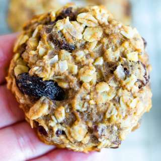 Oatmeal Raisin Protein Cookies