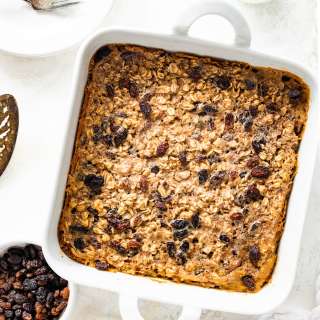 Cinnamon Raisin Baked Oatmeal