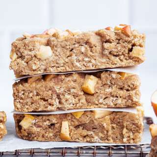 Apple Oatmeal Bars