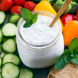 Easy Tzatziki Sauce