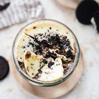 Cookies and Cream Overnight Oats