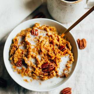 Slow Cooker Pumpkin Pie Oatmeal
