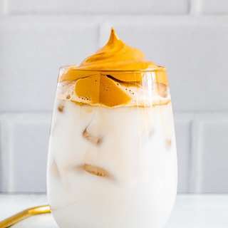 Whipped Coffee (Dalgona Coffee)
