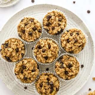 Peanut Butter Banana Baked Oatmeal Cups