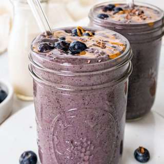 Chocolate Blueberry Smoothie