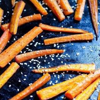 Sesame Roasted Carrots