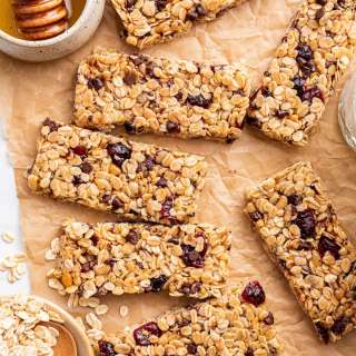 Perfectly Chewy Granola Bars