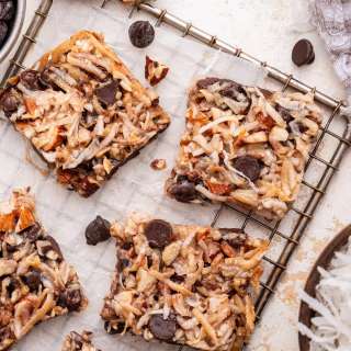 5-Ingredient Chocolate Coconut Bars