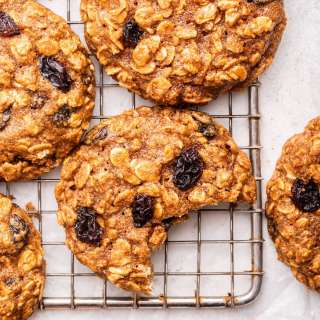 Oatmeal Raisin Cookies