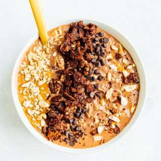 Peanut Butter Cup Protein Overnight Oats