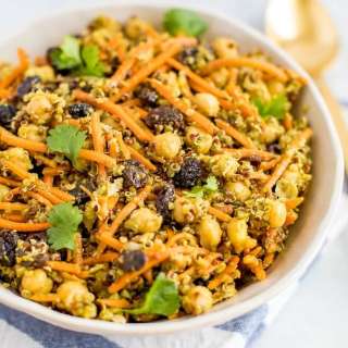 Quinoa Salad with Raisins