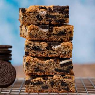 Oreo Blondies