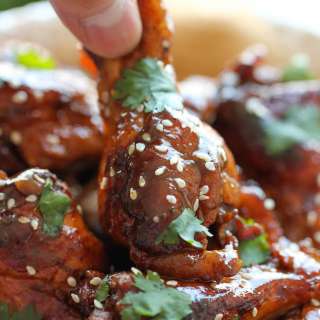 Slow Cooker Sticky Chicken Wings