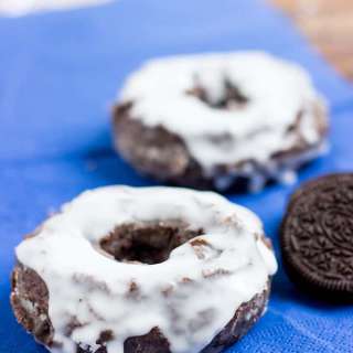 Krispy Kreme Glazed Oreo Cake Doughnut (Copycat)