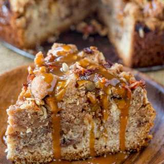 Apple Crisp Crumb Cake