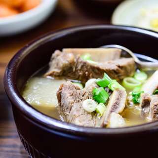 Instant Pot Galbitang (Beef Short Rib Soup)