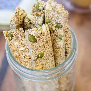 Kkagangjeong (Sesame crunch)