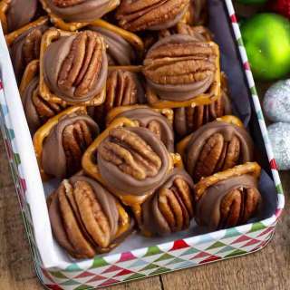 Turtle Pretzels