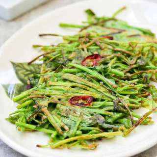 Minari Jeon (Water Dropwort pancake)