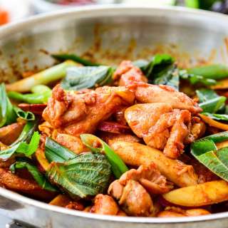 Dak Galbi (Spicy Stir-fried Chicken)