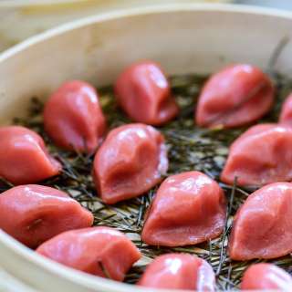 Beet Songpyeon